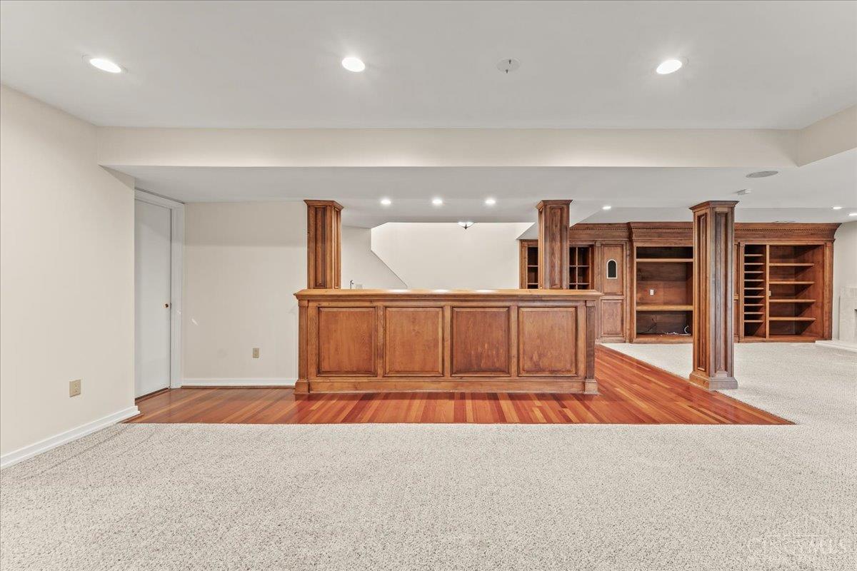 Cincinnati, Ohio, 45226, United States, 4 Bedrooms Bedrooms, ,4 BathroomsBathrooms,Residential,For Sale,1912021