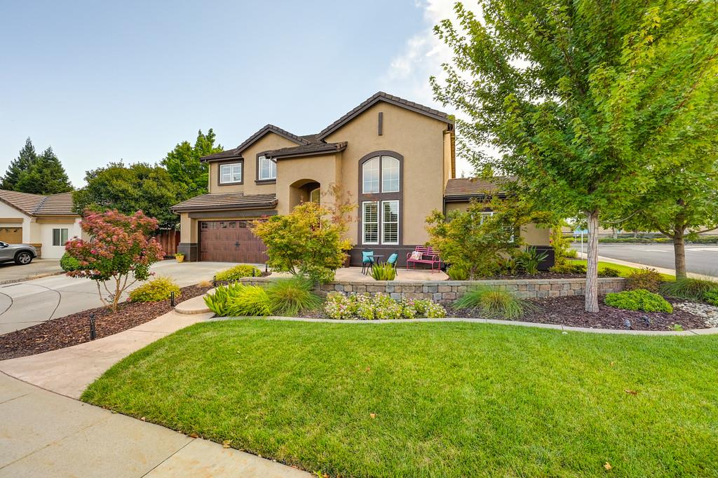 Roseville, California, 95747, United States, 6 Bedrooms Bedrooms, ,4 BathroomsBathrooms,Residential,For Sale,1940337