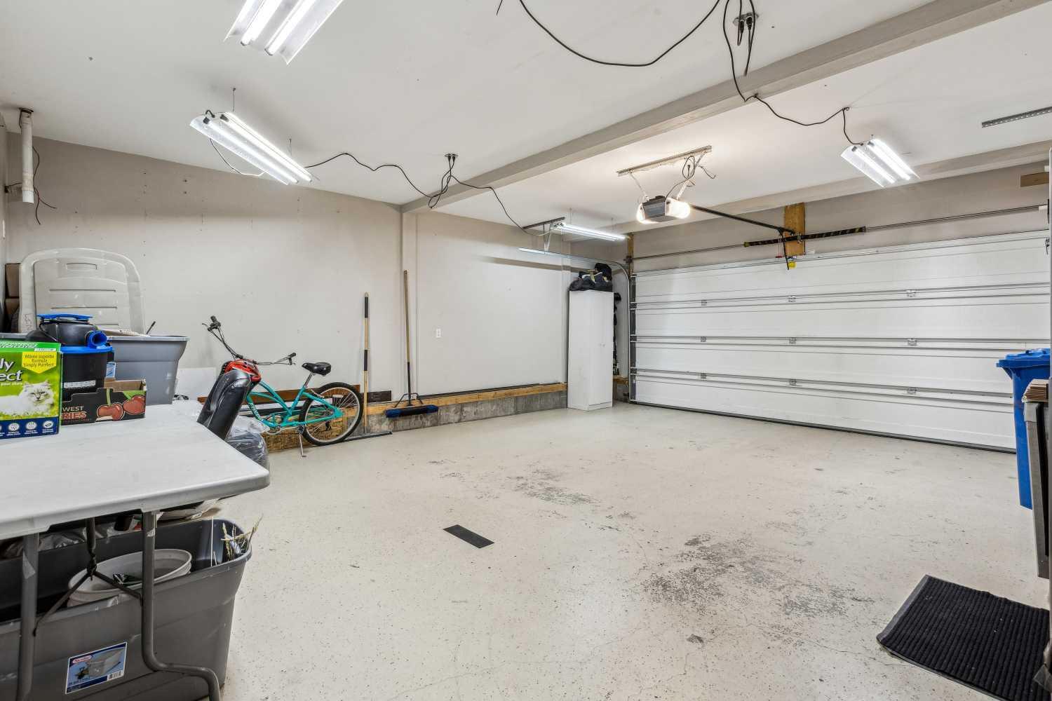 OKOTOKS, Alberta, T1S 0K1, CA, 4 Bedrooms Bedrooms, ,3 BathroomsBathrooms,Residential,For Sale,1948966