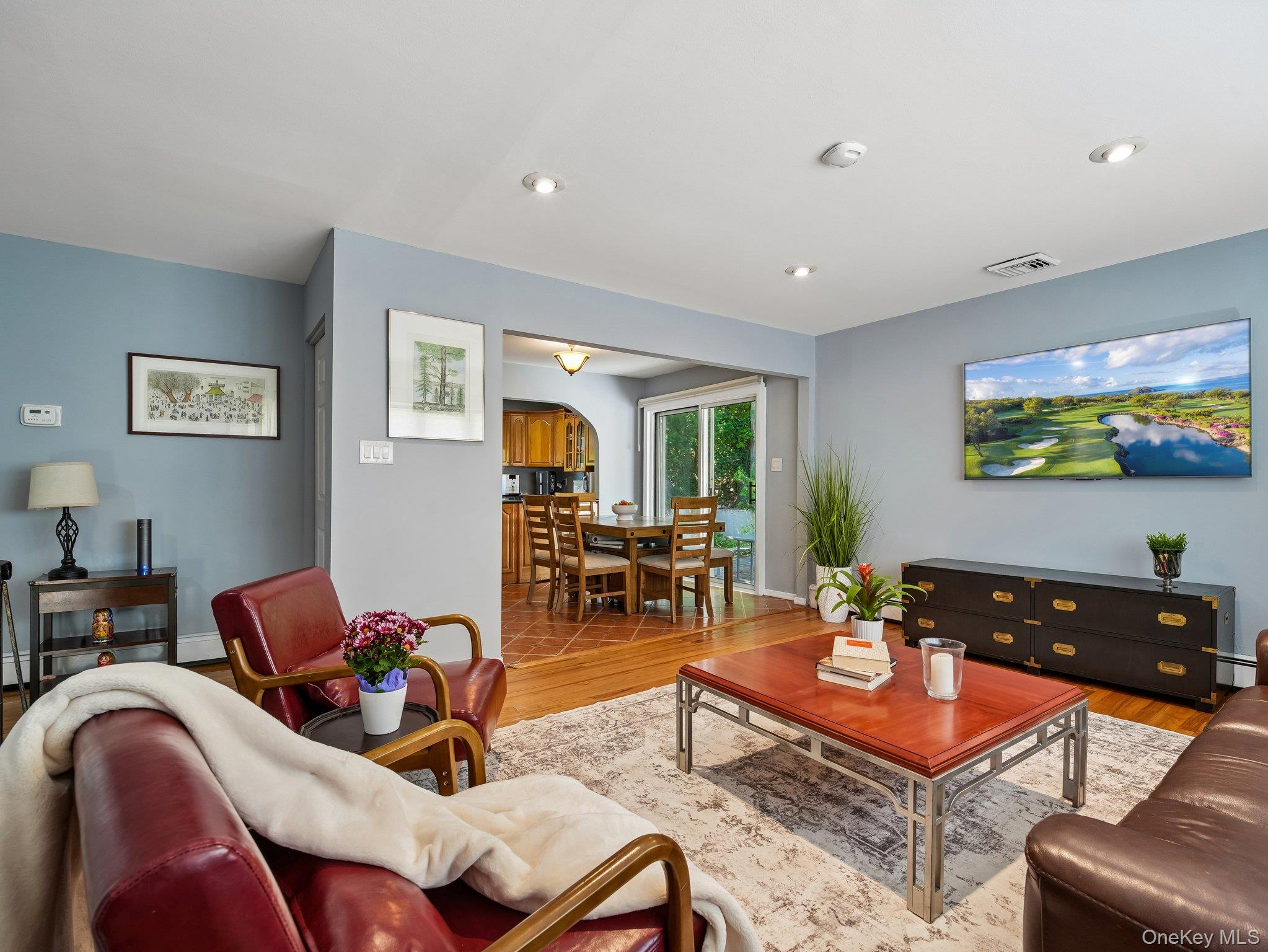  2 Highfield Avenue, Port Washington, NY, 11050 - 物件實景