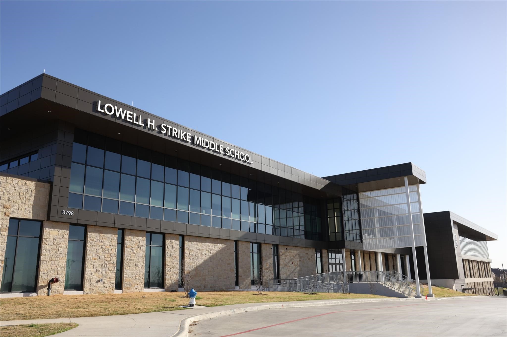 The Colony, Texas, 75056, United States, 4 Bedrooms Bedrooms, ,3 BathroomsBathrooms,Residential,For Sale,1987527