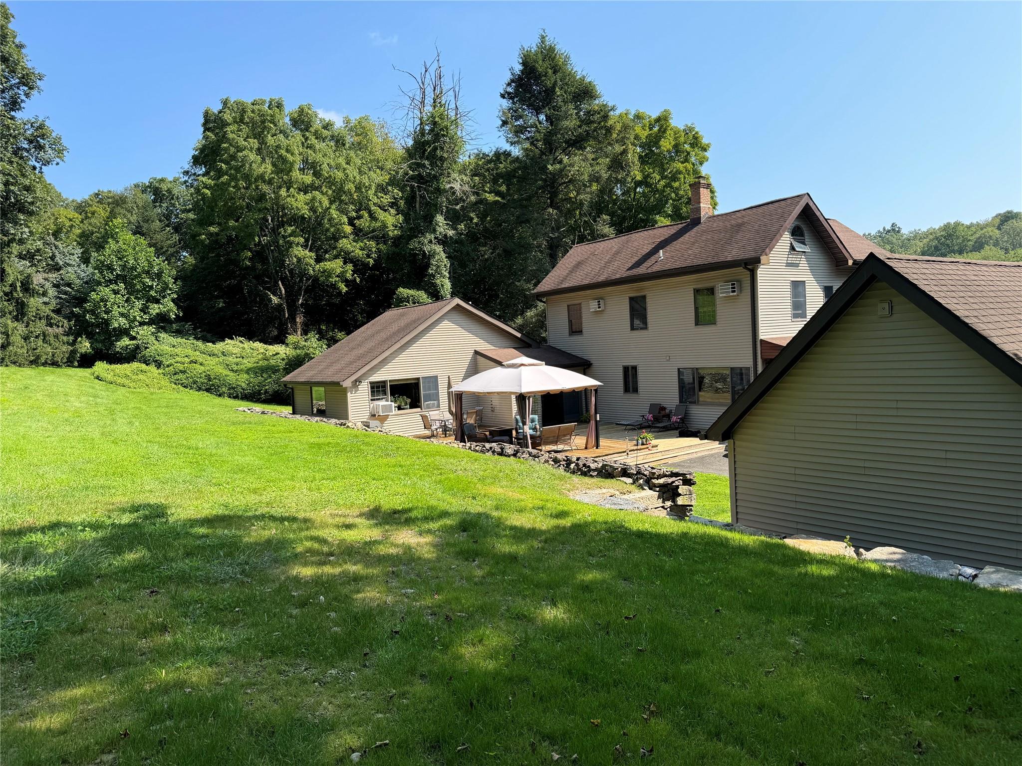 Ossining, New York, 10562, United States, 3 Bedrooms Bedrooms, ,2 BathroomsBathrooms,Residential,For Sale,1847273