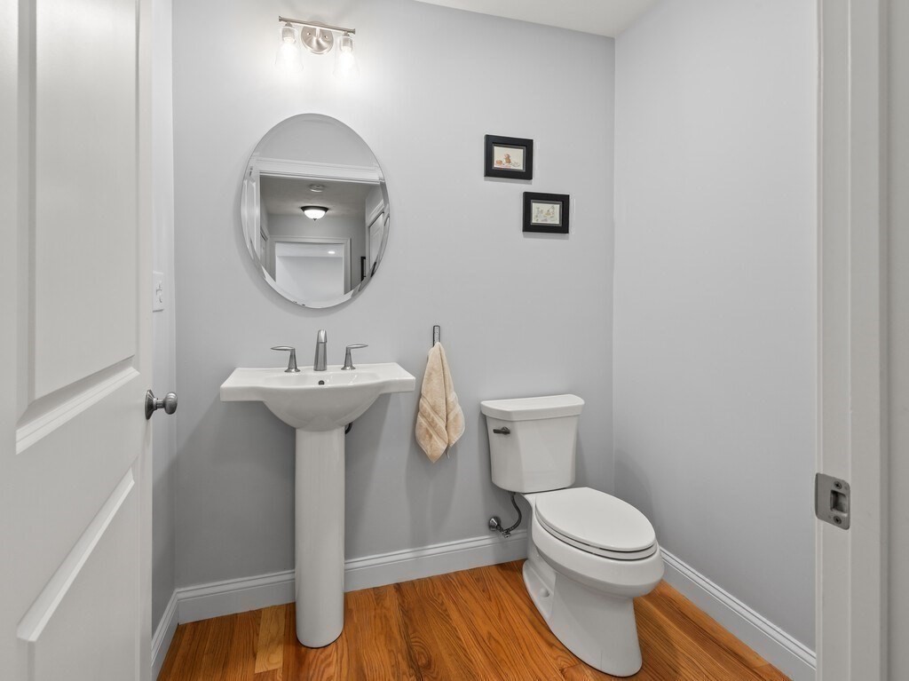 Sutton, Massachusetts, 01590, United States, 2 Bedrooms Bedrooms, ,3 BathroomsBathrooms,Residential,For Sale,1942823