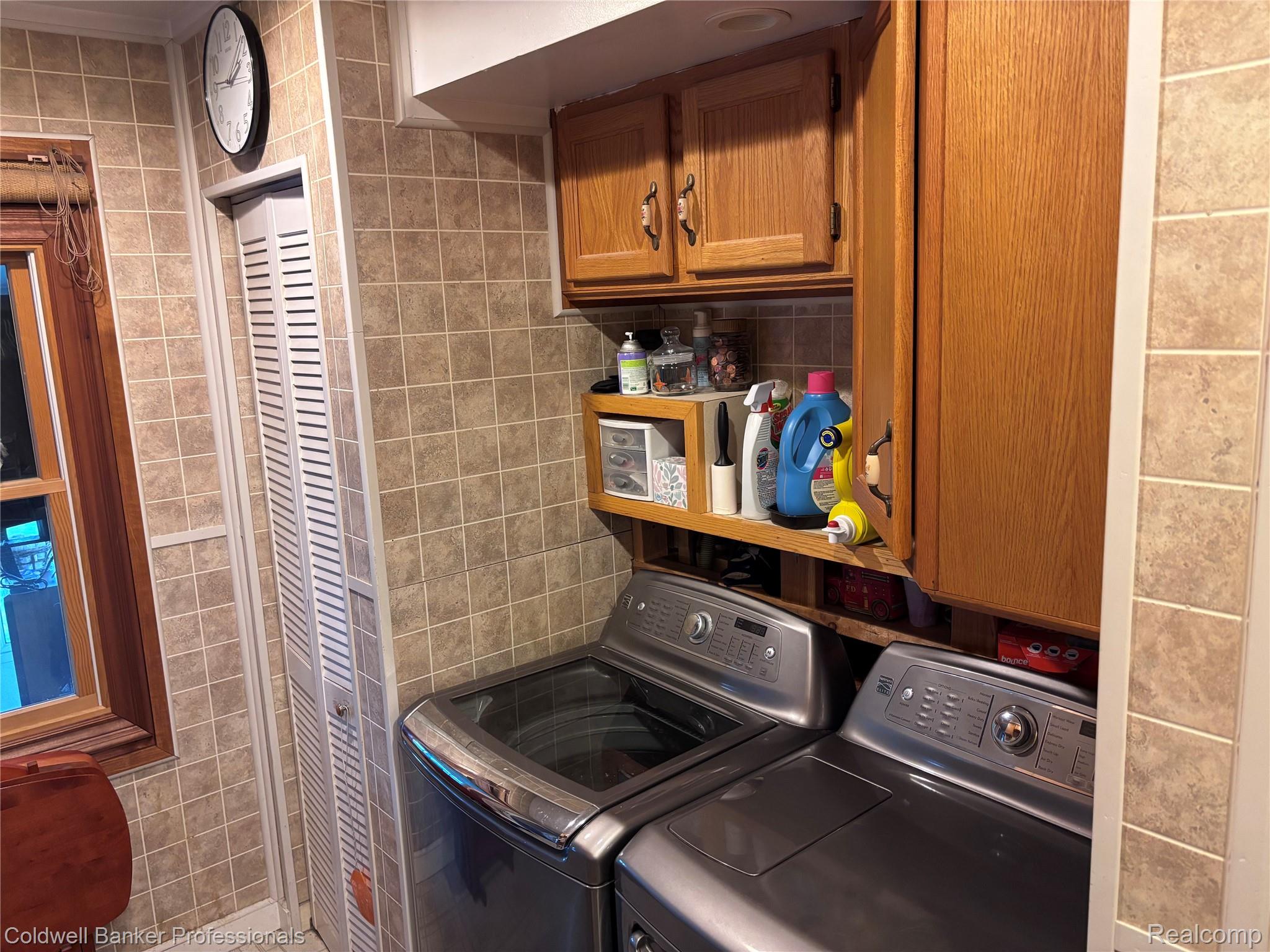 HarrisonTownship, Michigan, 48045, United States, 4 Bedrooms Bedrooms, ,3 BathroomsBathrooms,Residential,For Sale,1896563