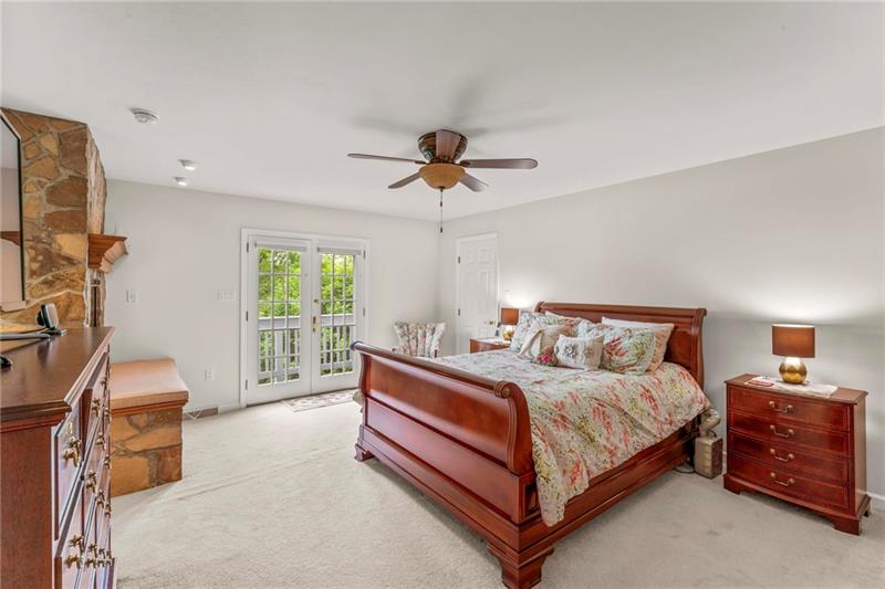 Venetia, Pennsylvania, 15367, United States, 4 Bedrooms Bedrooms, ,5 BathroomsBathrooms,Residential,For Sale,1872304