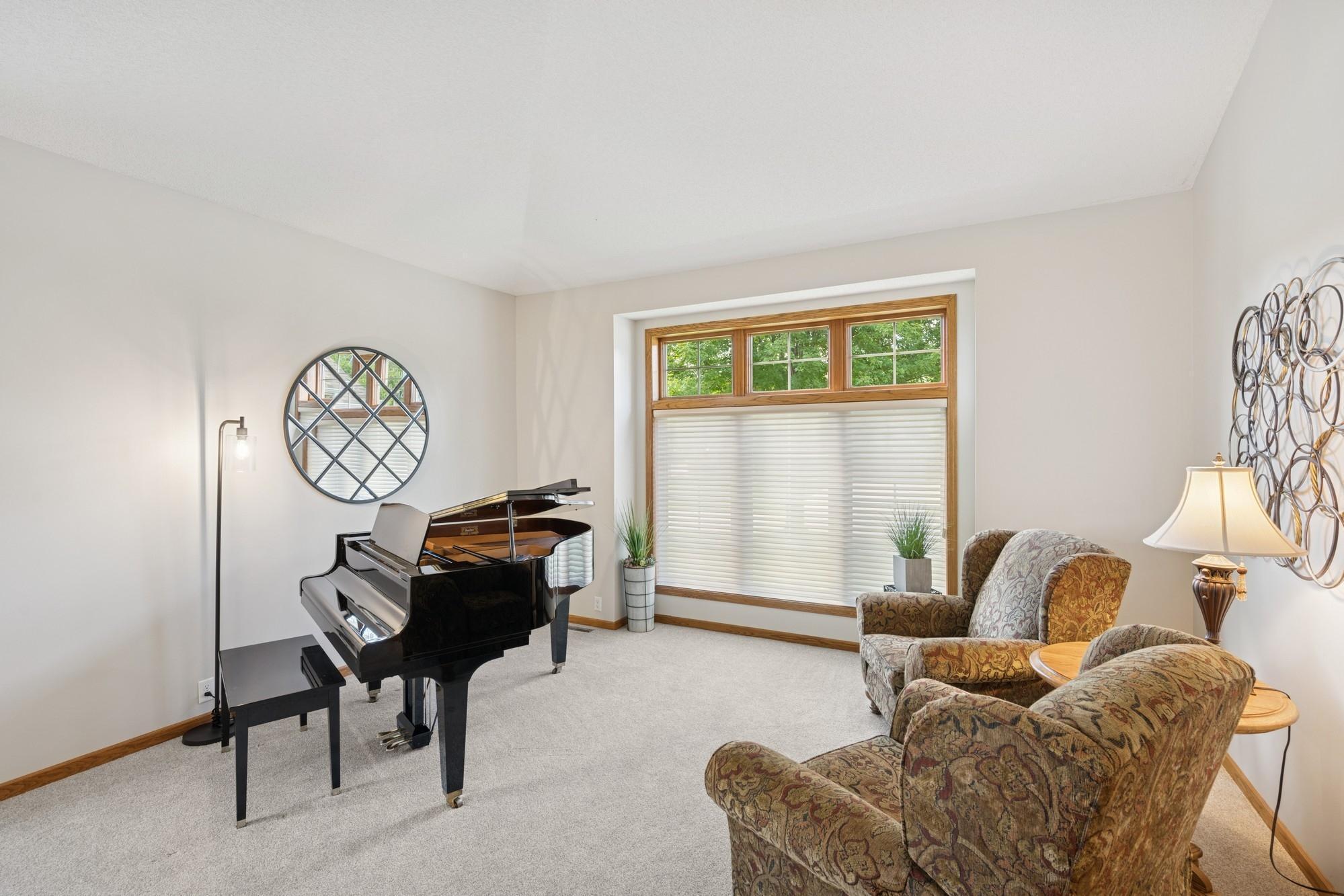 Lakeville, Minnesota, 55044, United States, 5 Bedrooms Bedrooms, ,4 BathroomsBathrooms,Residential,For Sale,1901941