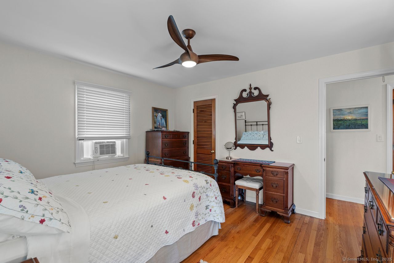 Guilford, Connecticut, 06437, United States, 3 Bedrooms Bedrooms, ,2 BathroomsBathrooms,Residential,For Sale,1906162