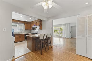 Redondo Beach, California, 90277, United States, 3 Bedrooms Bedrooms, ,2 BathroomsBathrooms,Residential,For Sale,1798298