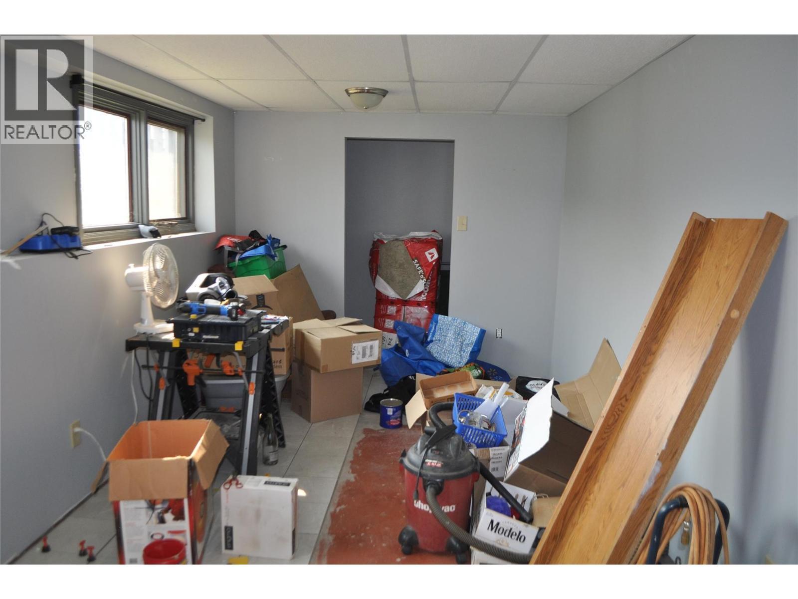 KALEDEN, British Columbia, V0H 1K0, CA, 1 Bedroom Bedrooms, ,1 BathroomBathrooms,Residential,For Sale,1948782