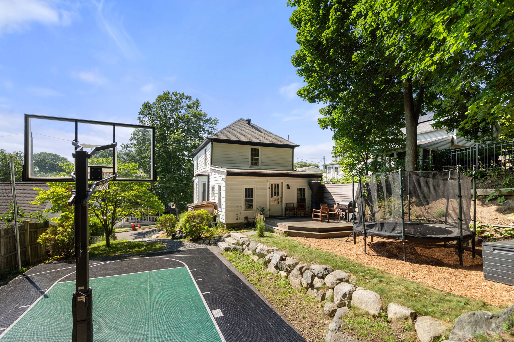  61 Wilmot St, Watertown, MA, 02472 - 物件實景