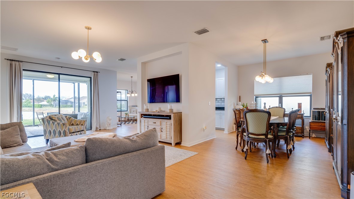 Fort Myers, Florida, 33966, United States, 3 Bedrooms Bedrooms, ,2 BathroomsBathrooms,Residential,For Sale,2022269