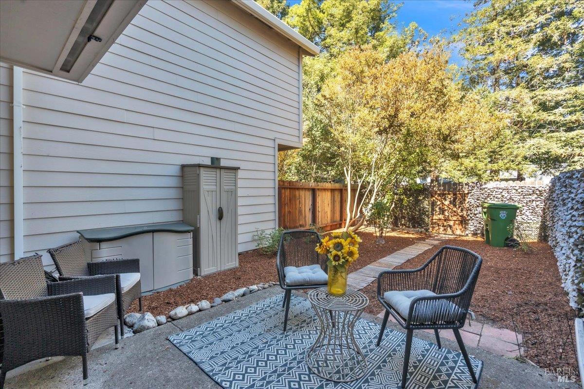 Golden Gate Cir, Napa, CA 94558