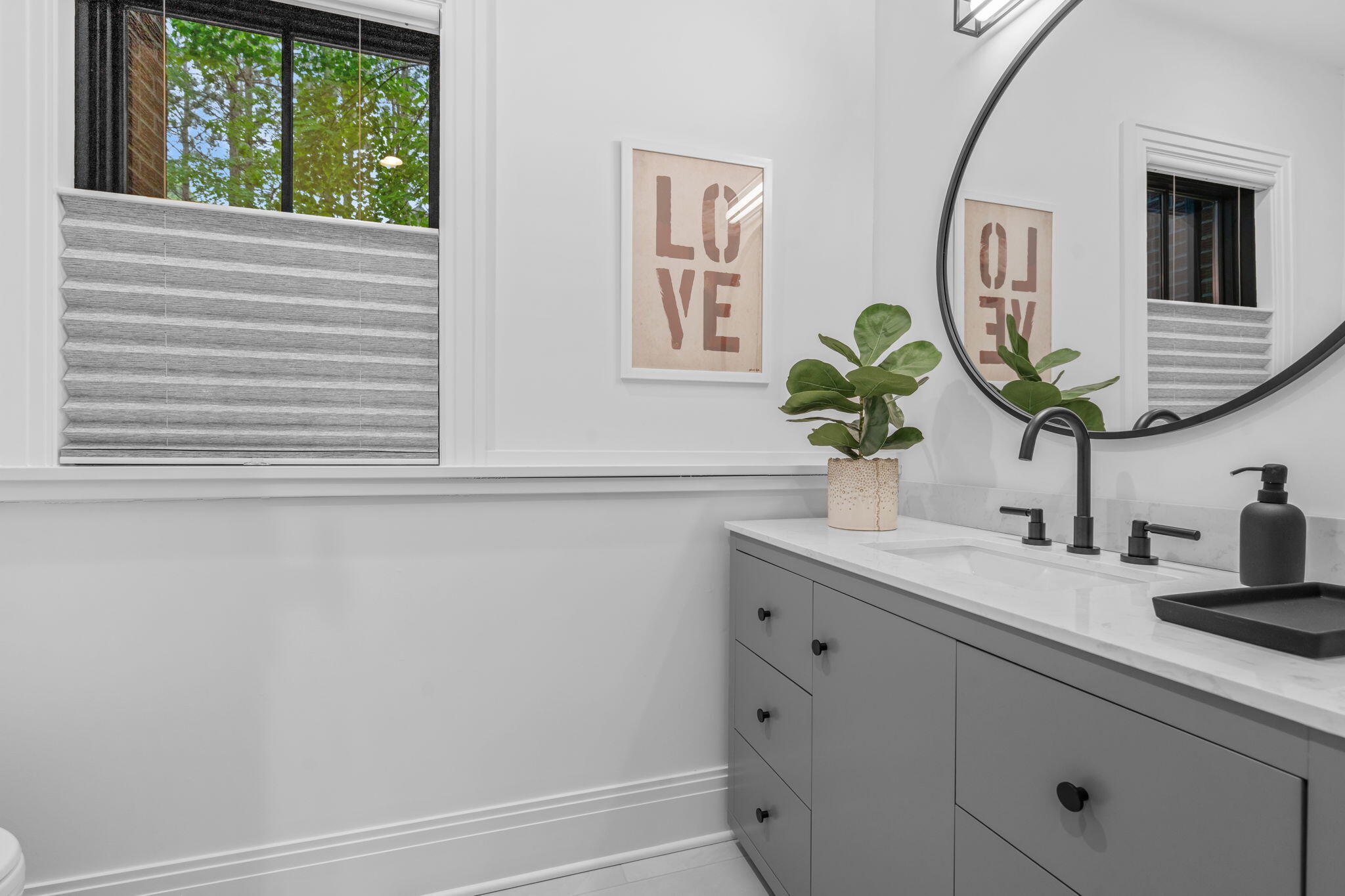 Saugatuck, Michigan, 49453, United States, 6 Bedrooms Bedrooms, ,6 BathroomsBathrooms,Residential,For Sale,1974414