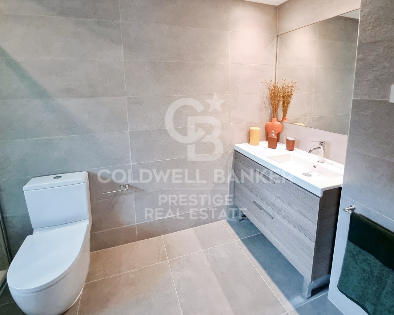 Barcelona, Barcelona, Horta Guinard?, El Guinard?, Barcelona, Catalonia, ES, 3 Bedrooms Bedrooms, ,3 BathroomsBathrooms,Residential,For Sale,Barcelona, Barcelona, Horta Guinard?, El Guinard? ,1609649