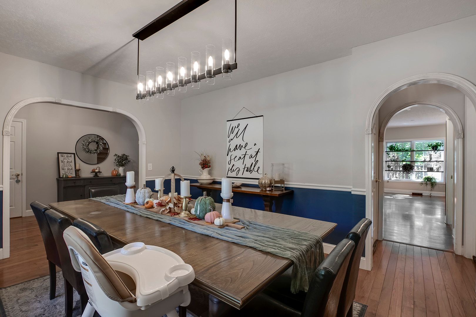 Kingston, Tennessee, 37763, United States, 5 Bedrooms Bedrooms, ,5 BathroomsBathrooms,Residential,For Sale,2011404