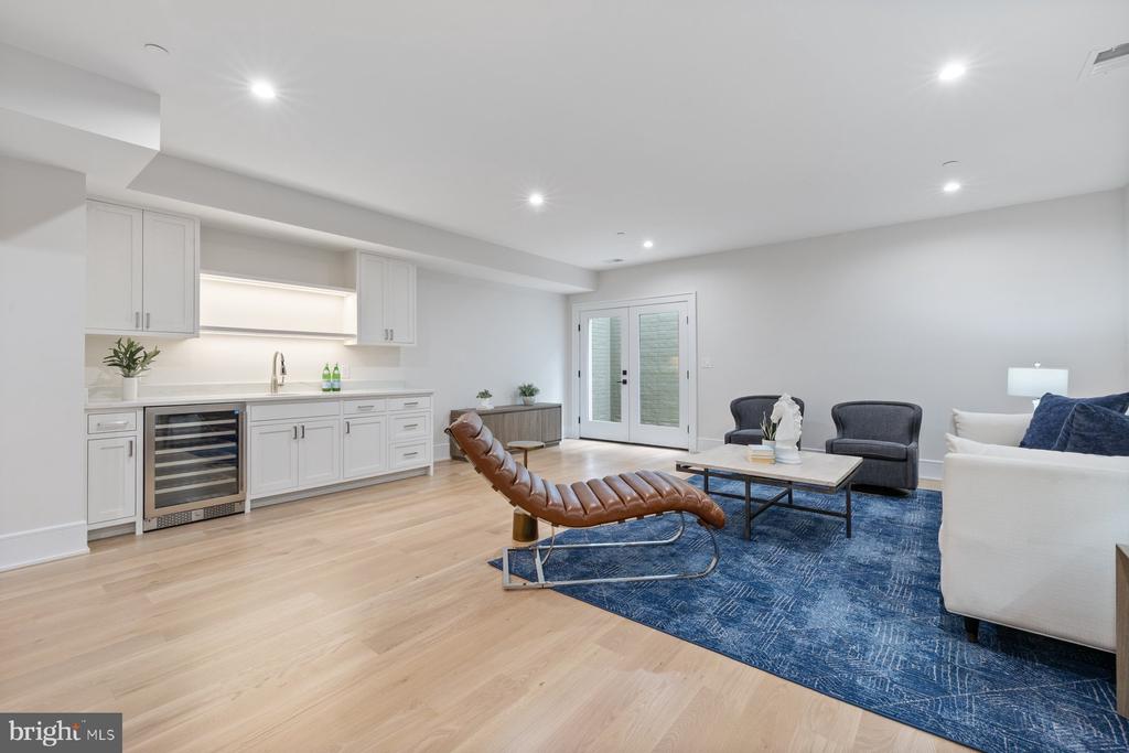 Chevy Chase, Maryland, 20815, United States, 6 Bedrooms Bedrooms, ,7 BathroomsBathrooms,Residential,For Sale,1976530