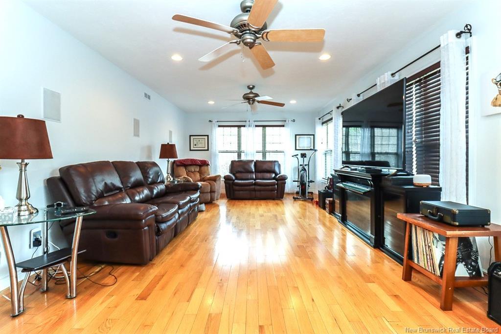 UPPER COVERDALE, New Brunswick, E1J 2A4, CA, 2 Bedrooms Bedrooms, ,3 BathroomsBathrooms,Residential,For Sale,1874700