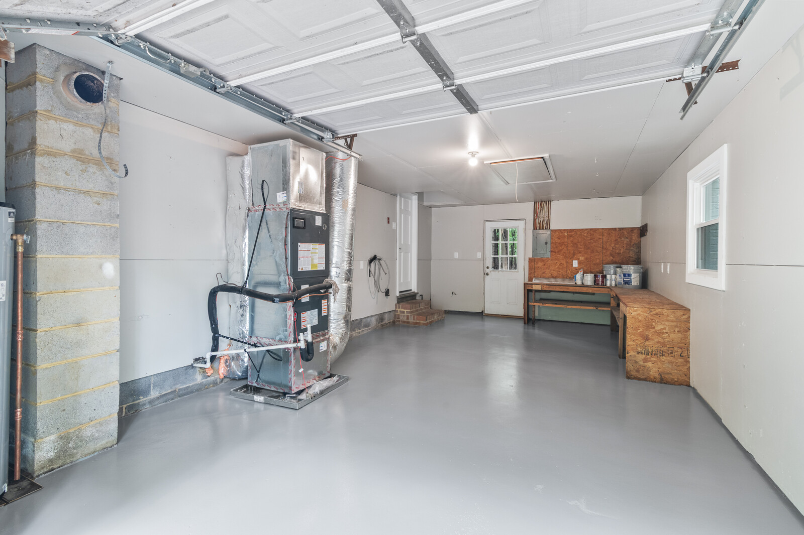 Yorktown, Virginia, 236923604, United States, 3 Bedrooms Bedrooms, ,2 BathroomsBathrooms,Residential,For Sale,1983250