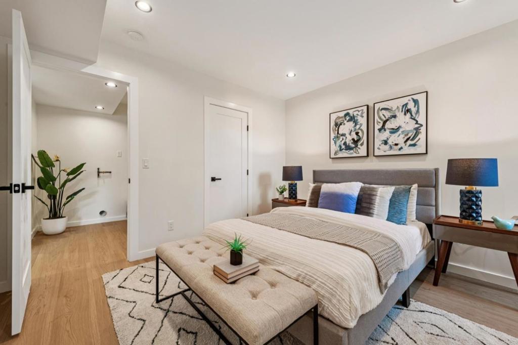 San Francisco, California, 94116, United States, 4 Bedrooms Bedrooms, ,4 BathroomsBathrooms,Residential,For Sale,2014062