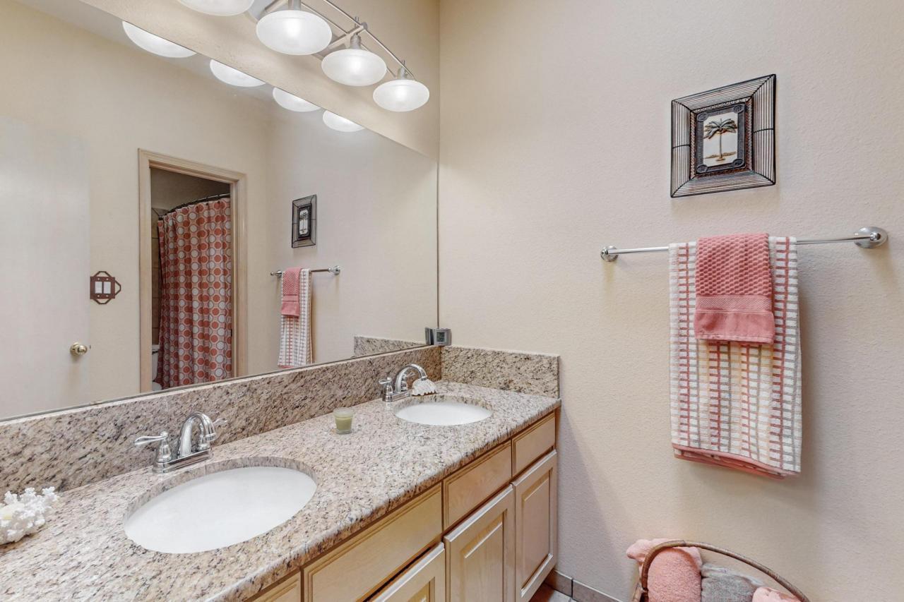 1156 NARCISCO Street NE, Albuquerque, New Mexico, 87112, United States, 4 Bedrooms Bedrooms, ,3 BathroomsBathrooms,Residential,For Sale,1156 NARCISCO Street NE,1637423