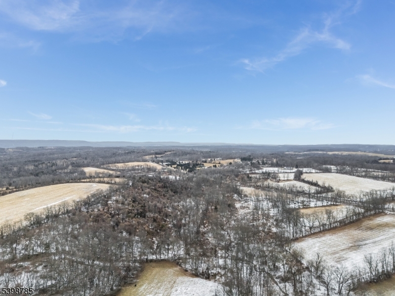 Columbia, New Jersey, 07832, United States, 3 Bedrooms Bedrooms, ,1 BathroomBathrooms,Residential,For Sale,2006110