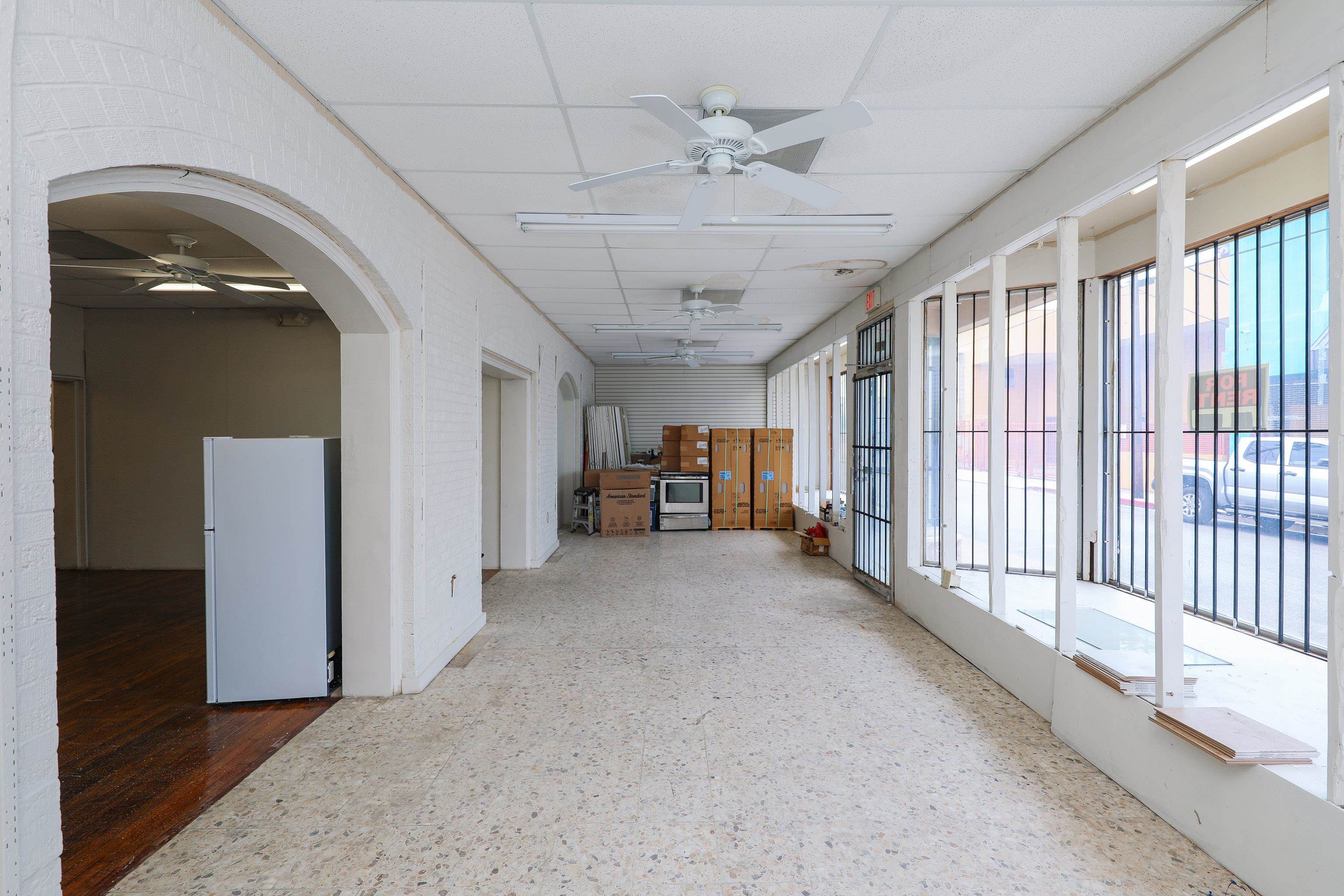 Laredo, Texas, 78040, United States, ,Residential,For Sale,1933495