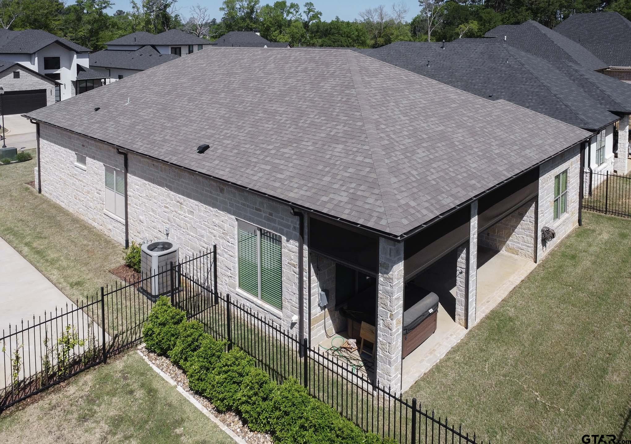 Tyler, Texas, 75703, United States, 4 Bedrooms Bedrooms, ,3 BathroomsBathrooms,Residential,For Sale,1784072