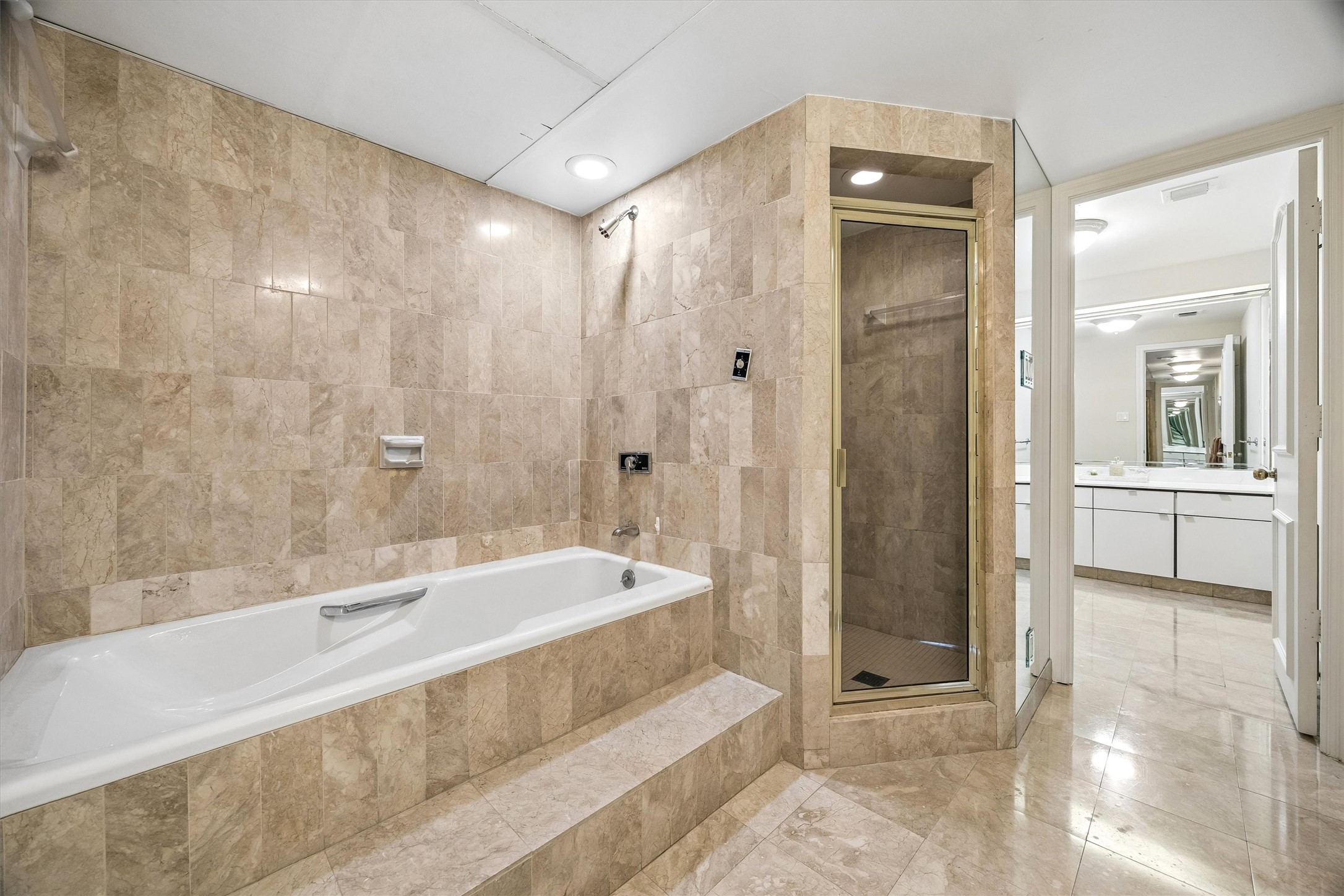 101 Westcott Street #305 - 物件實景
