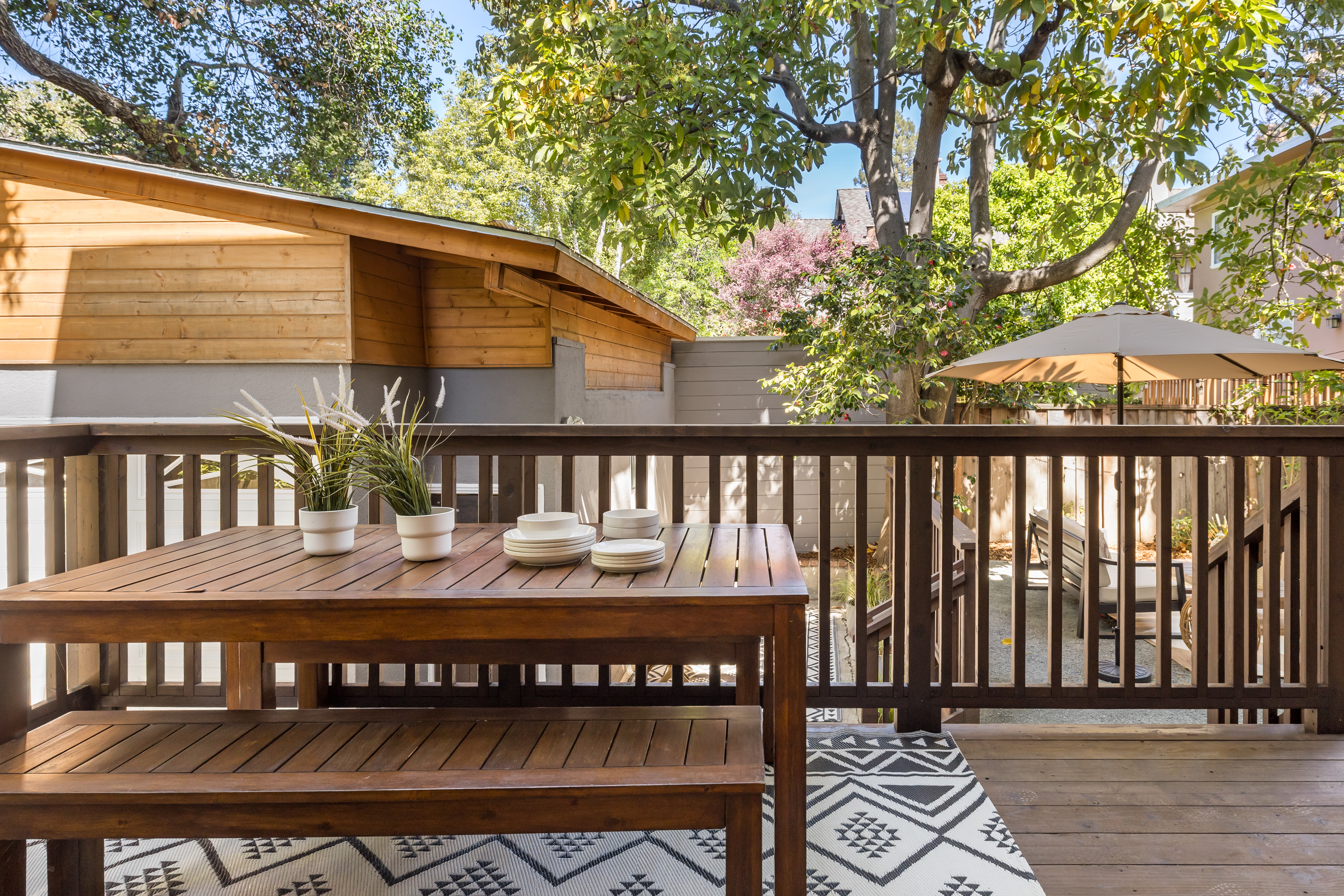  Timbre Architects Reimagined Elmwood Craftsman with Stunning Modern Design - 物件實景