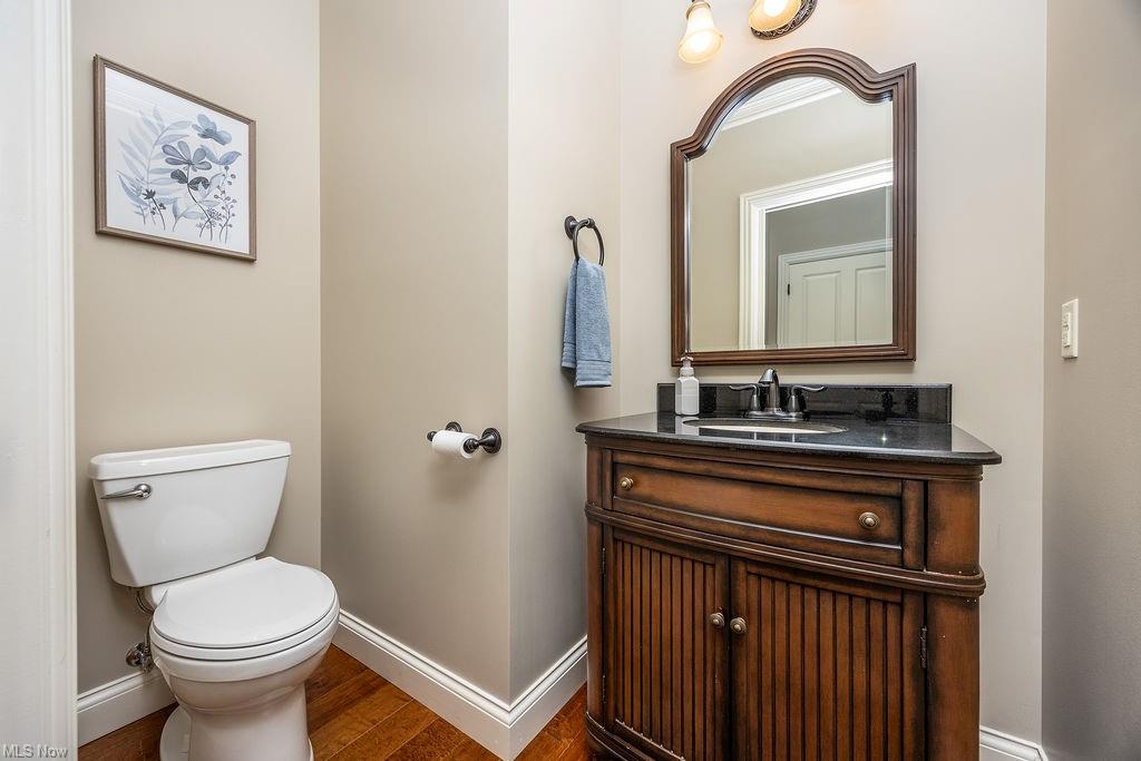 St Marys, West Virginia, 26170, United States, 3 Bedrooms Bedrooms, ,4 BathroomsBathrooms,Residential,For Sale,1928718