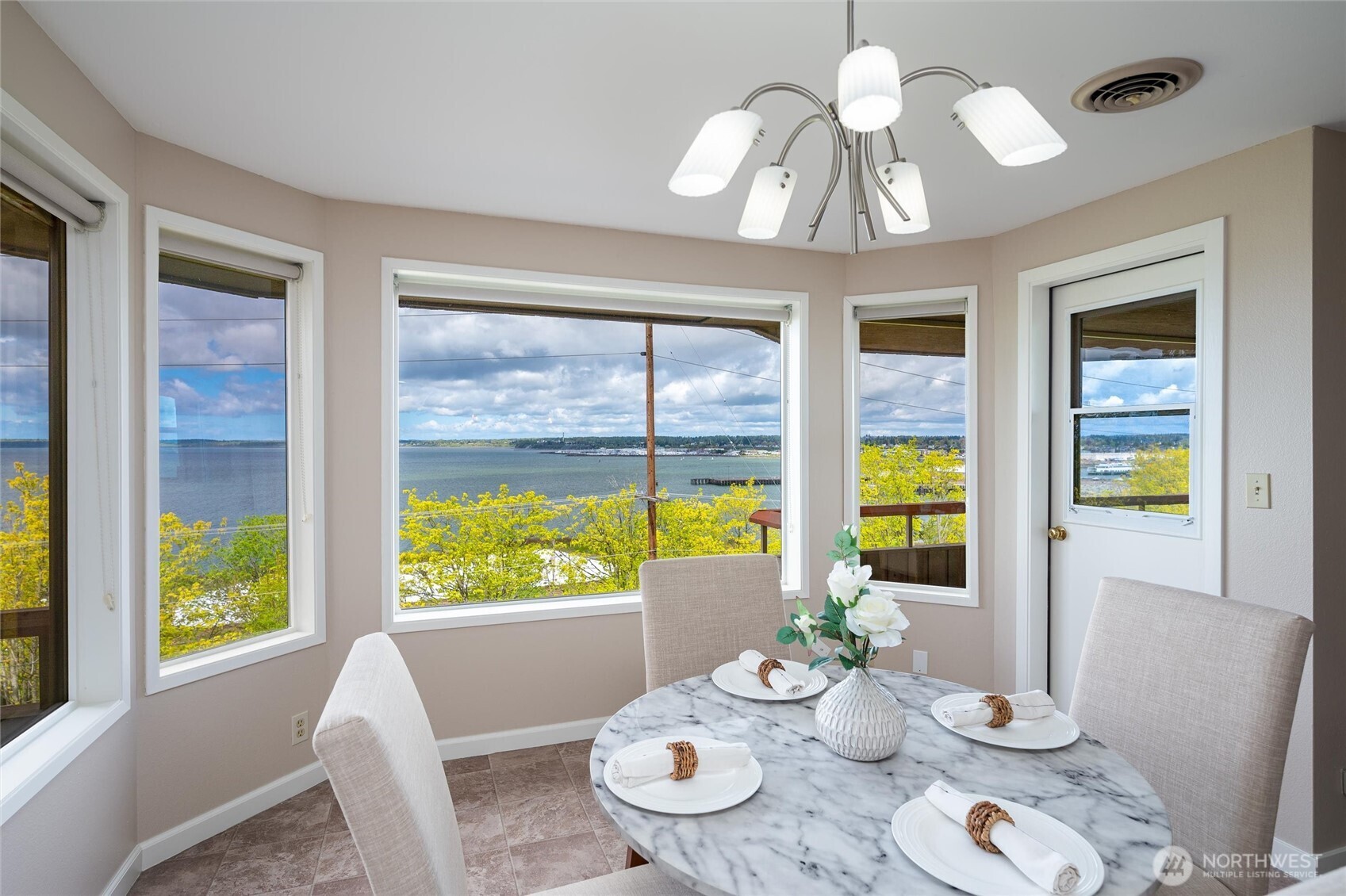 Bellingham, Washington, 98225, United States, 3 Bedrooms Bedrooms, ,2 BathroomsBathrooms,Residential,For Sale,1754252