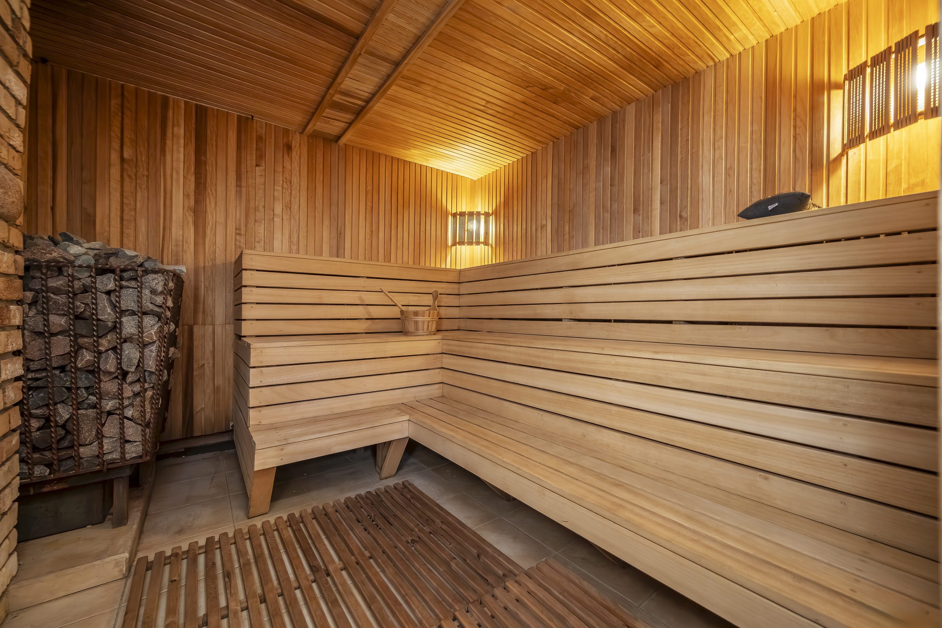  Romantic family homestead with a long lakeside - 物件實景