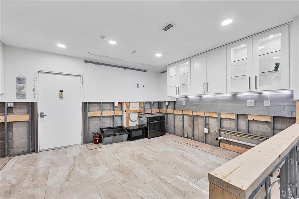Sarasota, Florida, 34236, United States, 2 Bedrooms Bedrooms, ,2 BathroomsBathrooms,Residential,For Sale,1896445