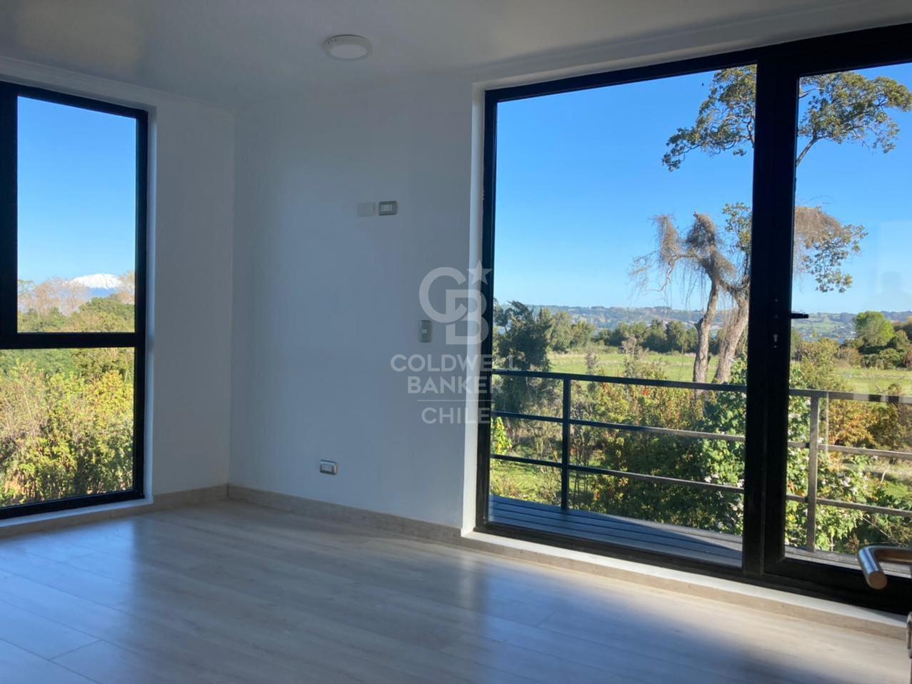 Frutillar, Chile, 3 Bedrooms Bedrooms, ,2 BathroomsBathrooms,Residential,For Sale,1947615