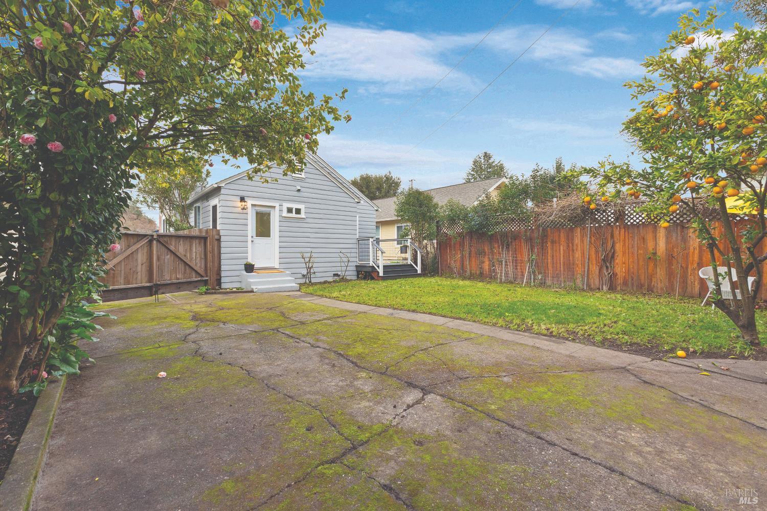 Santa Rosa, California, 95404, United States, 2 Bedrooms Bedrooms, ,2 BathroomsBathrooms,Residential,For Sale,2013277