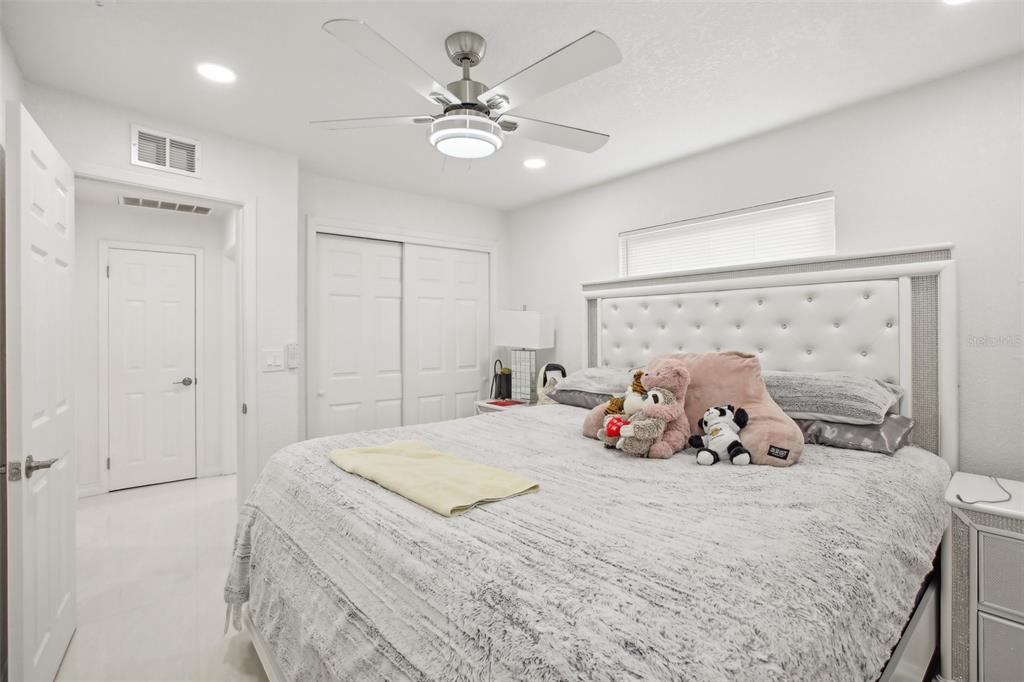 St Petersburg, Florida, 33710, United States, 3 Bedrooms Bedrooms, ,2 BathroomsBathrooms,Residential,For Sale,1849004