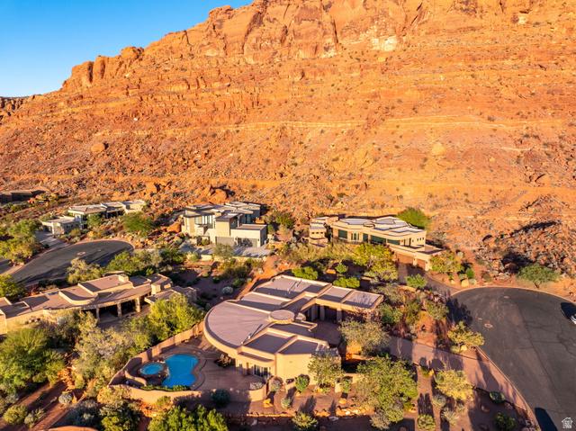 St. George, Utah, 84770, United States, 4 Bedrooms Bedrooms, ,5 BathroomsBathrooms,Residential,For Sale,1980963