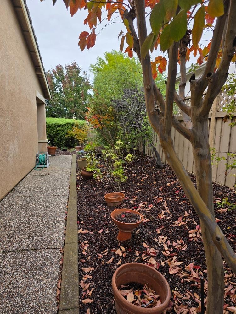 Lincoln, California, 95648, United States, 2 Bedrooms Bedrooms, ,3 BathroomsBathrooms,Residential,For Sale,1996644