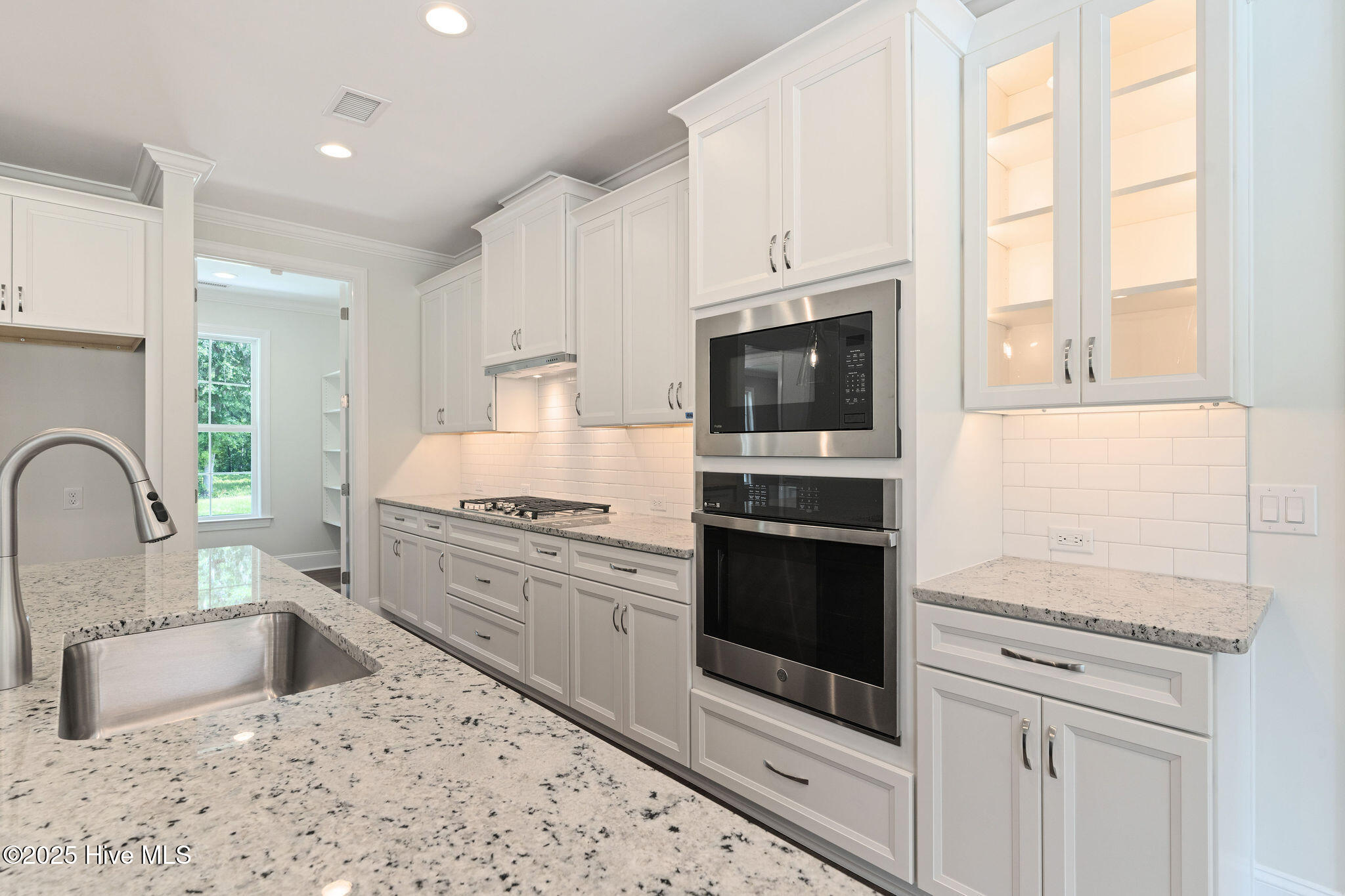 Leland, North Carolina, 28451, United States, 3 Bedrooms Bedrooms, ,4 BathroomsBathrooms,Residential,For Sale,1805134