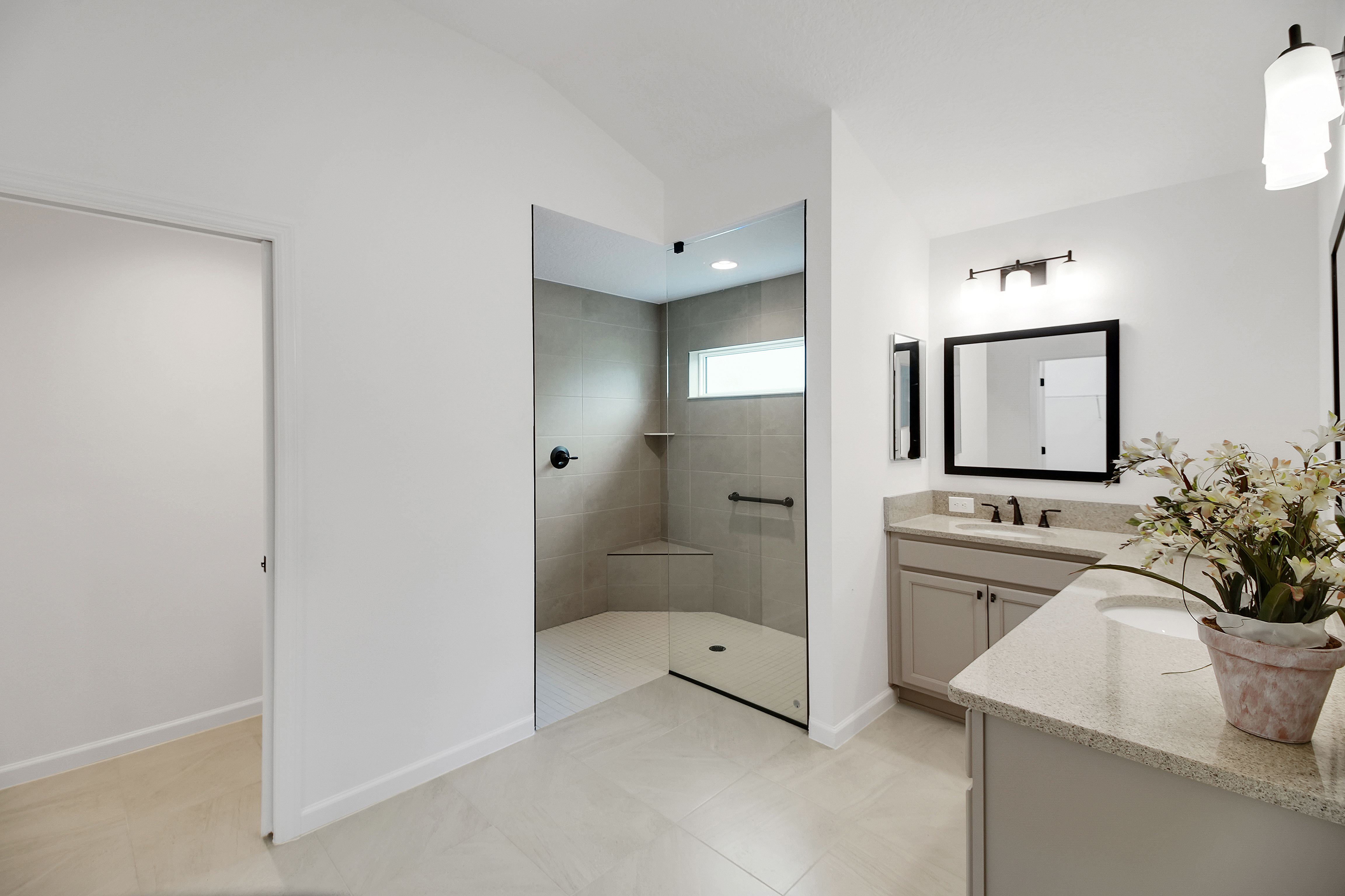 The Villages, Florida, 34762, United States, 3 Bedrooms Bedrooms, ,3 BathroomsBathrooms,Residential,For Sale,1888695