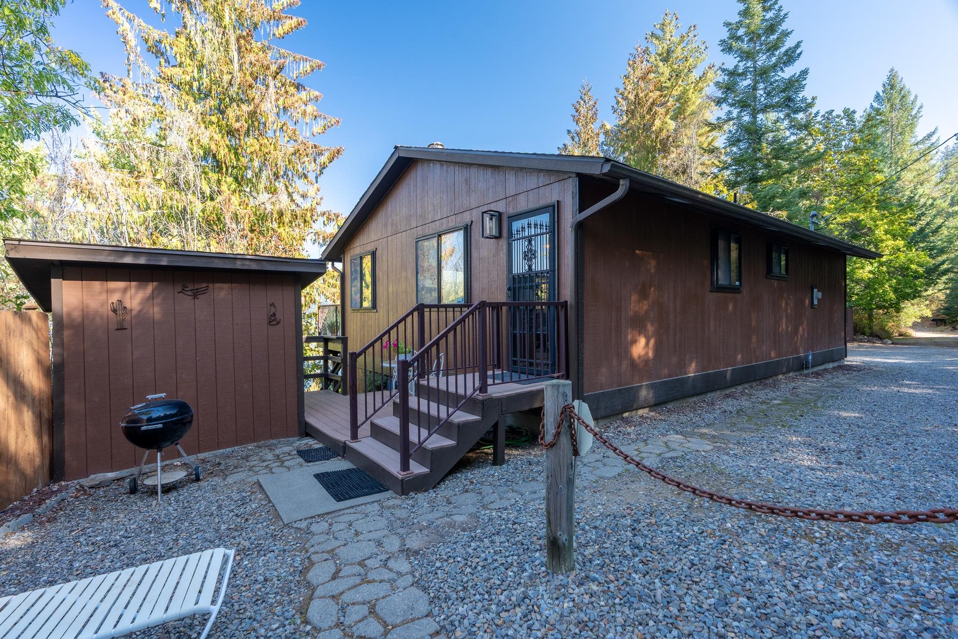 Newman Lake, Washington, 99025, United States, 3 Bedrooms Bedrooms, ,1 BathroomBathrooms,Residential,For Sale,1979183