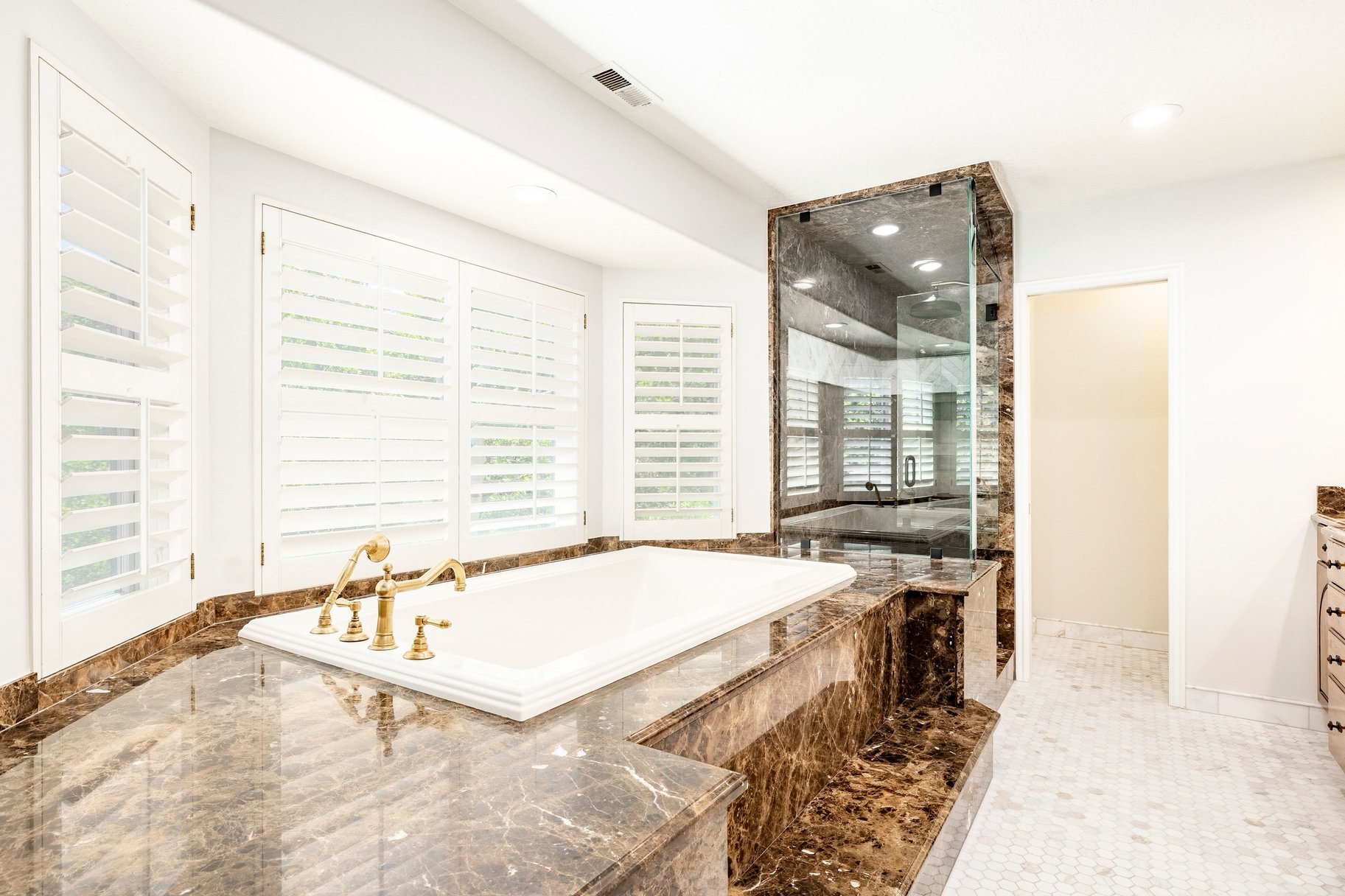  Private Cottonwood Heights Estate with Resort Backyard & Mountain Views - 物件實景