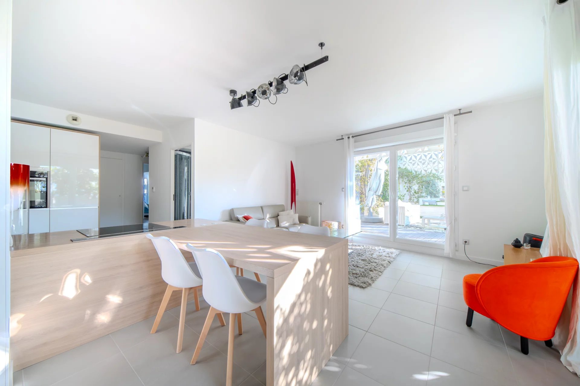 Montpellier, Occitanie, 34000, FR, 3 Bedrooms Bedrooms, ,1 BathroomBathrooms,Residential,For Sale,1451409