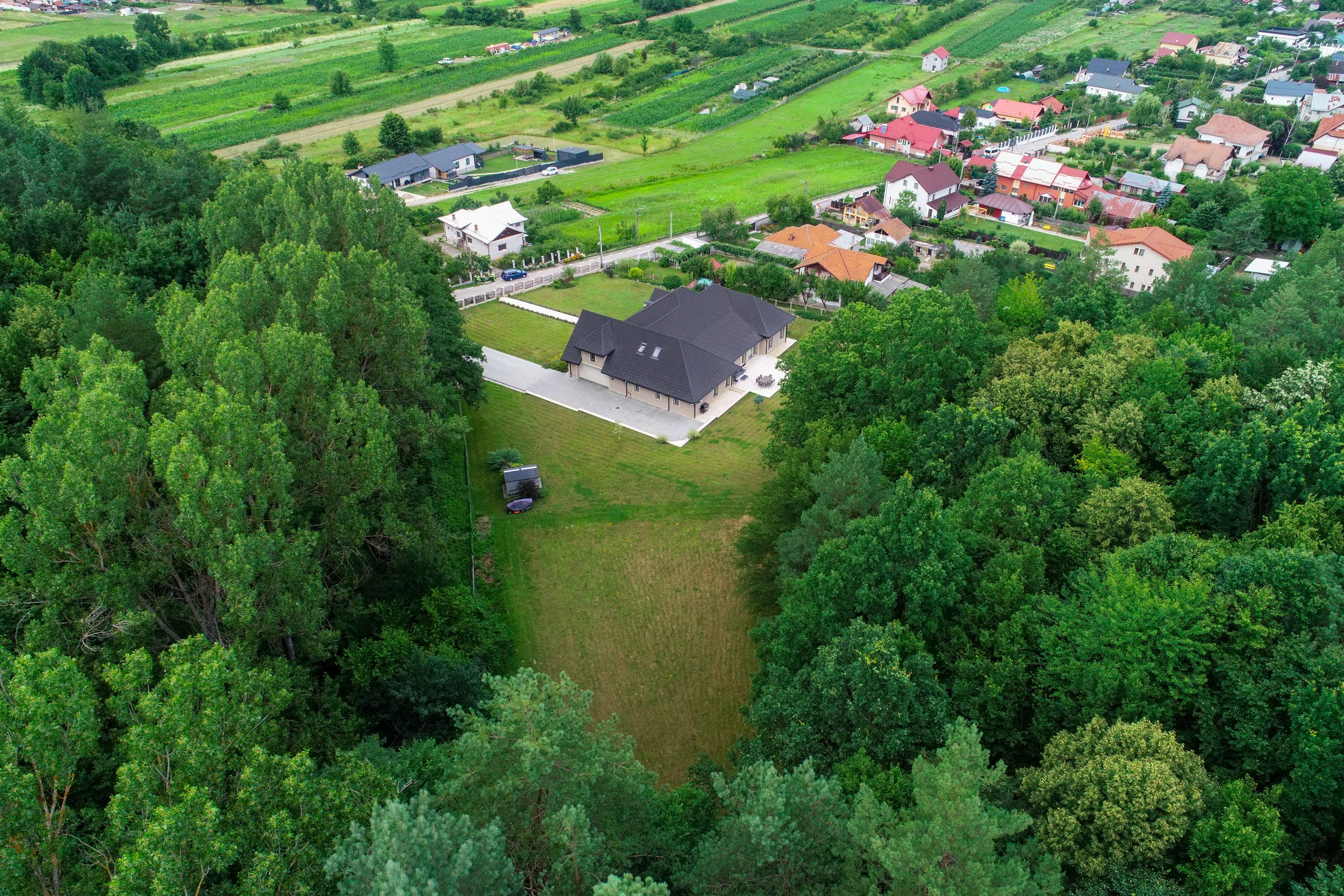  Villa with a 19-Hectare Private Estate on the Edge of the Forest - 物件實景