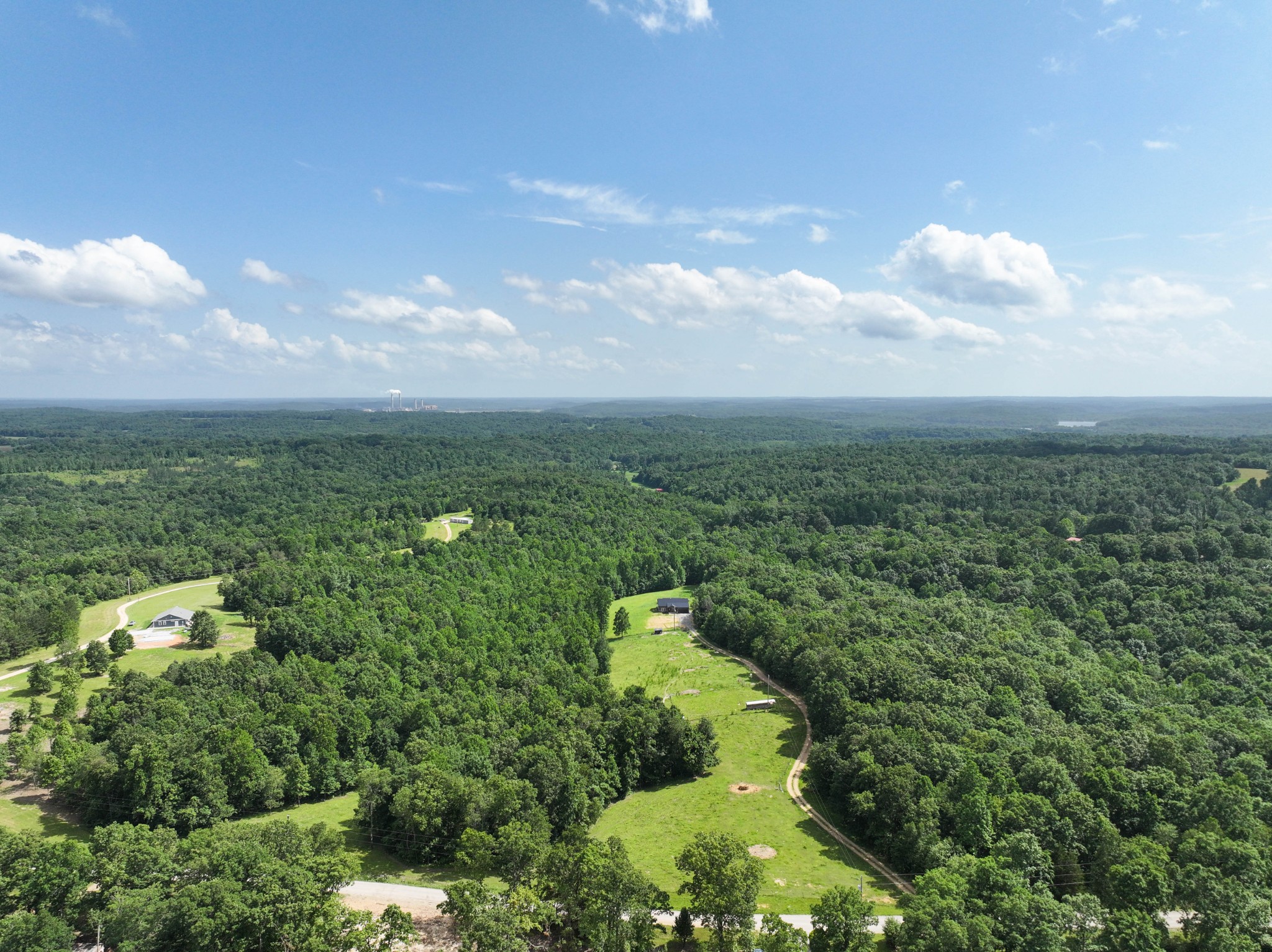 Indian Mound, Tennessee, 37079, United States, 3 Bedrooms Bedrooms, ,2 BathroomsBathrooms,Residential,For Sale,1866881