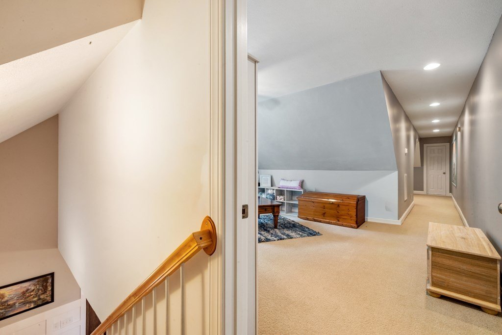 Hayesville, North Carolina, 28904, United States, 3 Bedrooms Bedrooms, ,4 BathroomsBathrooms,Residential,For Sale,1974136