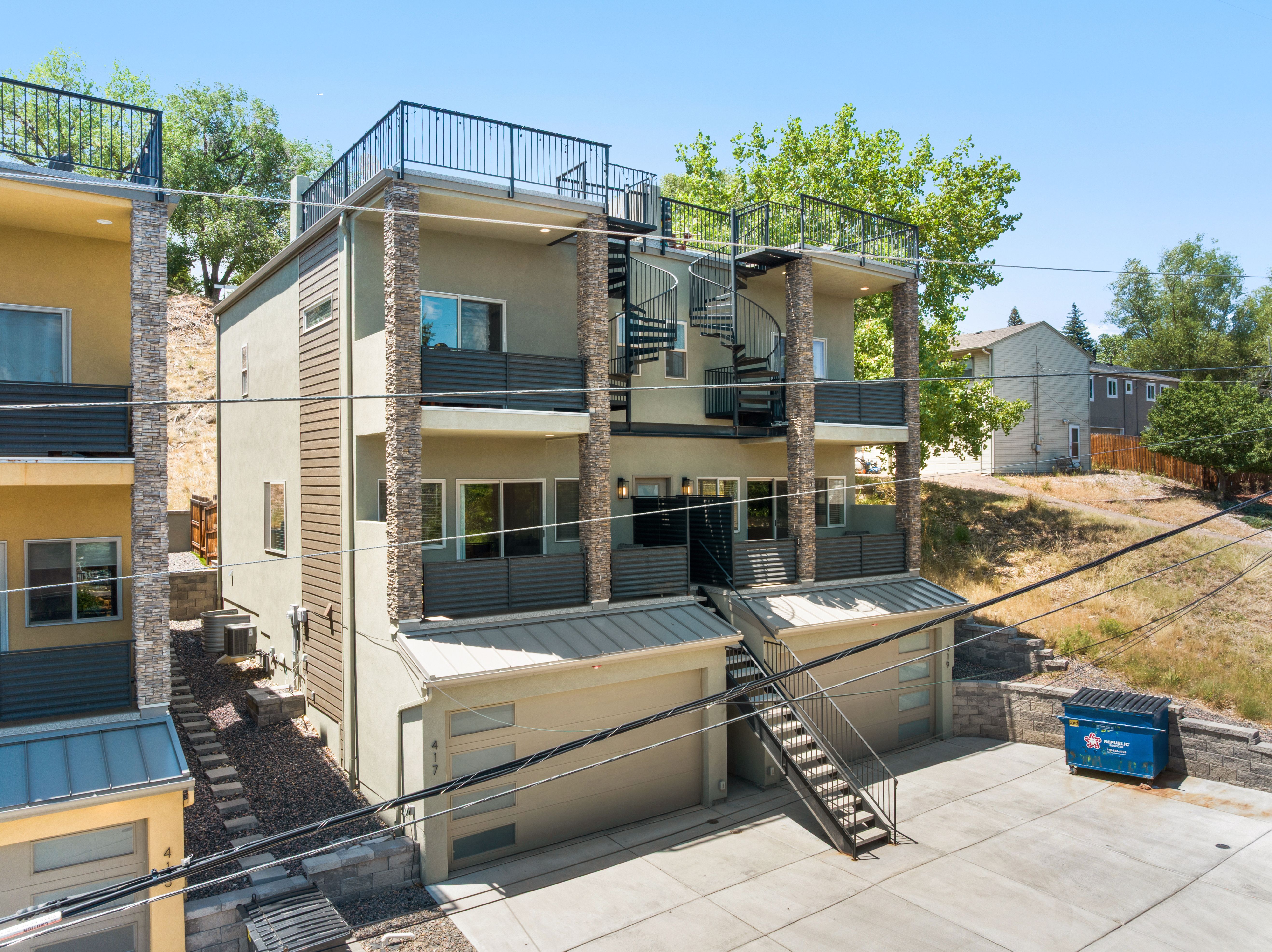  Furnished Modern Townhome - 物件實景