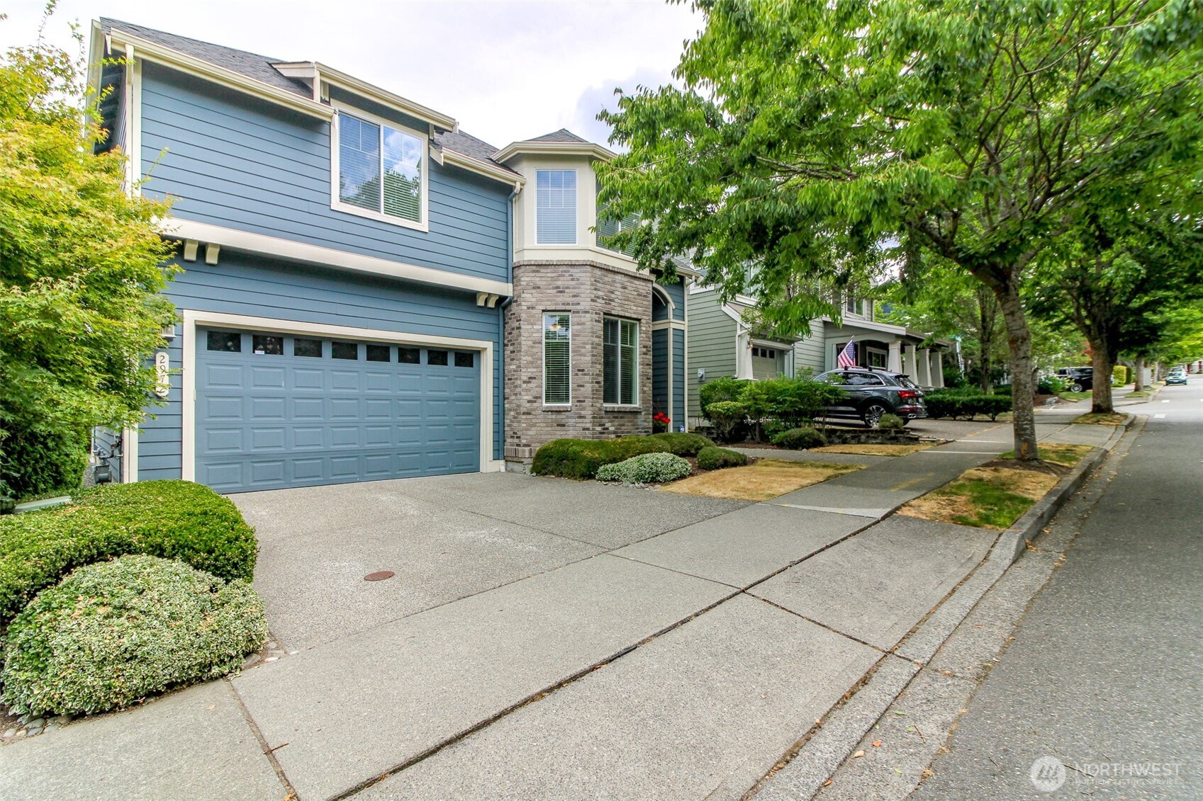 Marquette Way, Issaquah, WA 98029