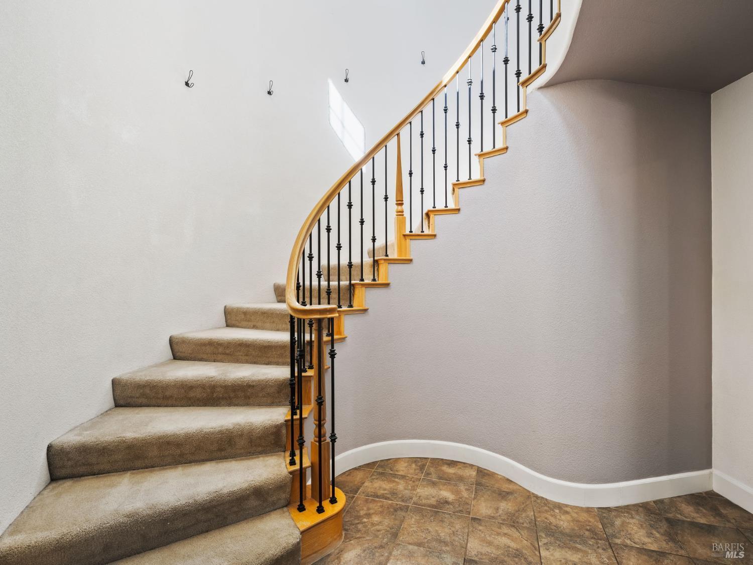 Vacaville, California, 95687, United States, 5 Bedrooms Bedrooms, ,4 BathroomsBathrooms,Residential,For Sale,1828372