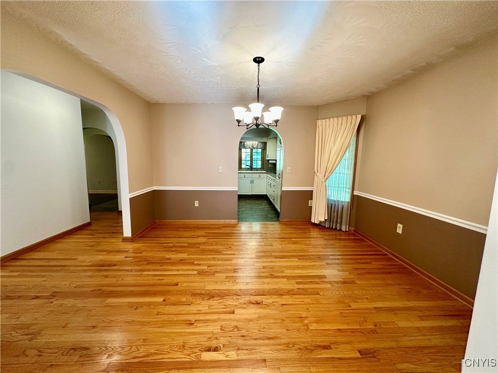 Oswego, New York, 13126, United States, 4 Bedrooms Bedrooms, ,3 BathroomsBathrooms,Residential,For Sale,1899451